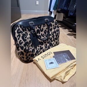 Super rare Louis Vuitton leopard speedy 30